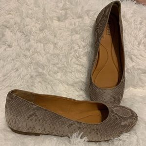 Born leather ballet flats